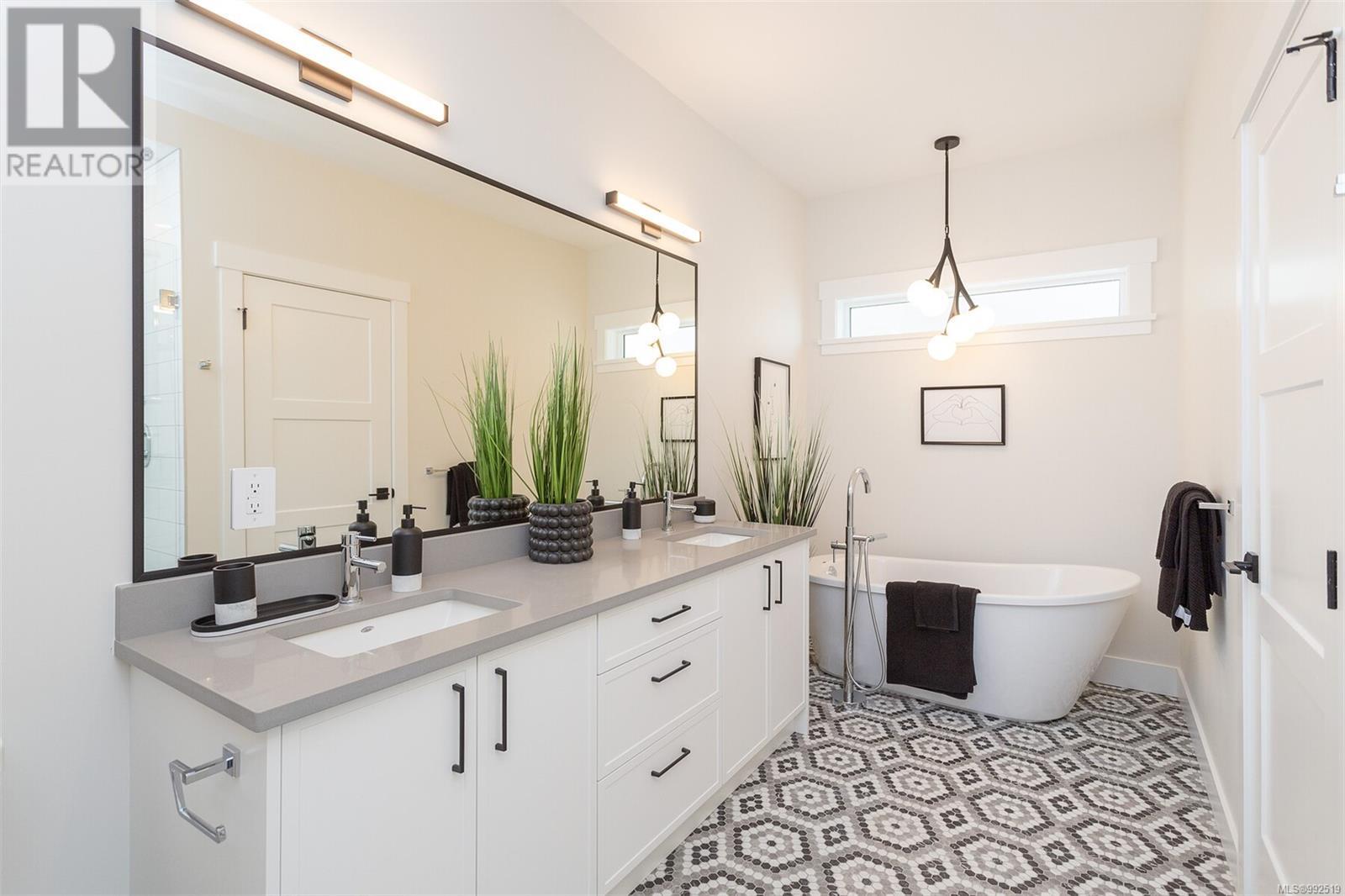 1403 Flint Ave, Langford real estate listing 992519