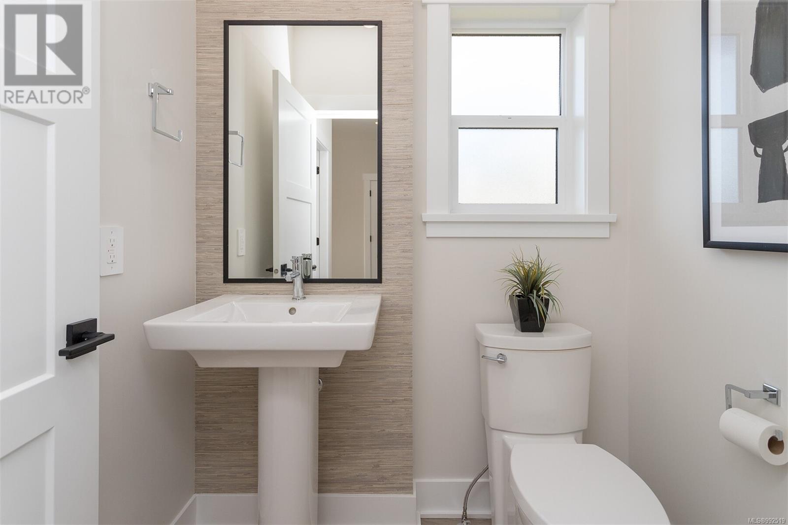 1403 Flint Ave, Langford real estate listing 992519