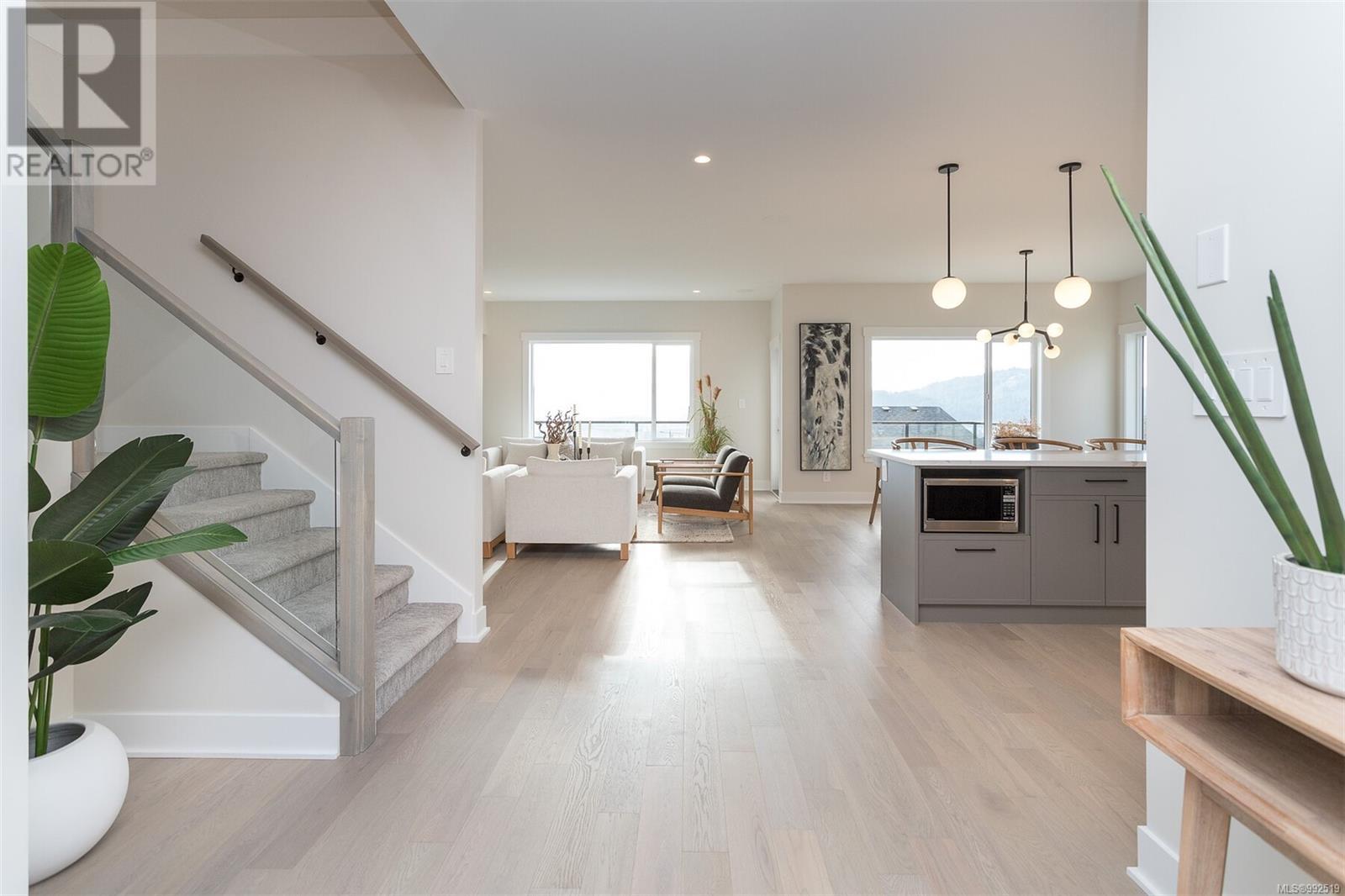 1403 Flint Ave, Langford real estate listing 992519