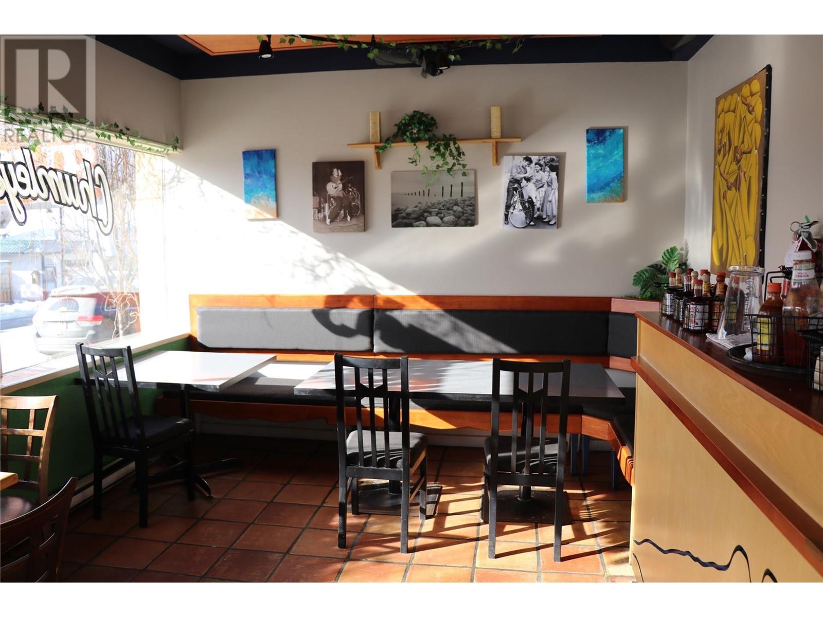 401 Broadway Street, Nakusp