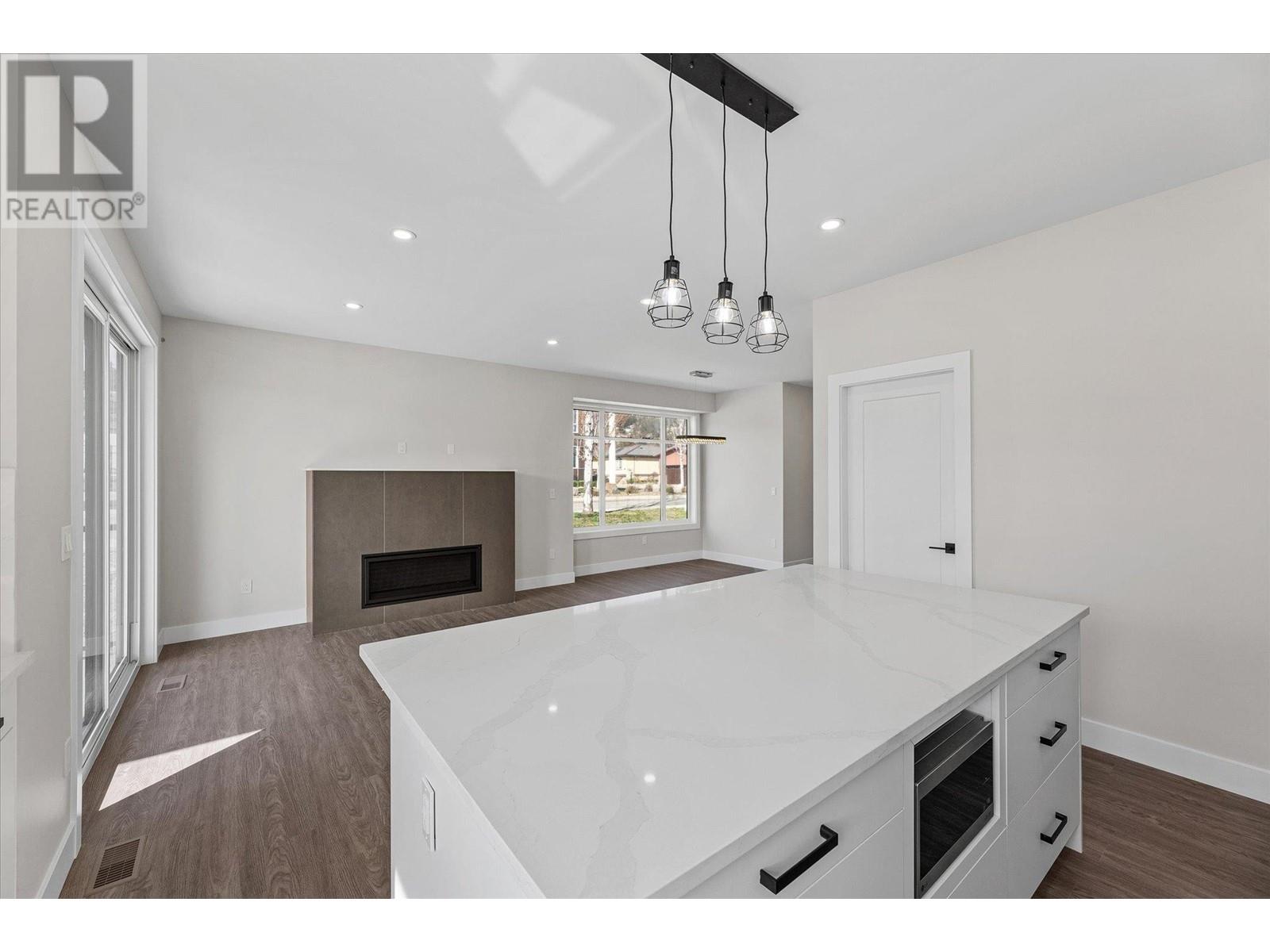  1797 Viewpoint Drive, Kelowna