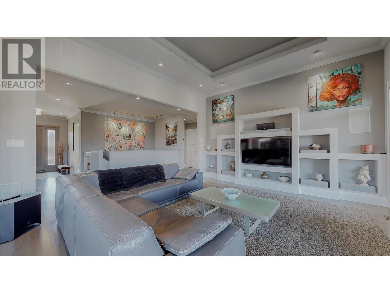5642 Yarrow Street, Oliver