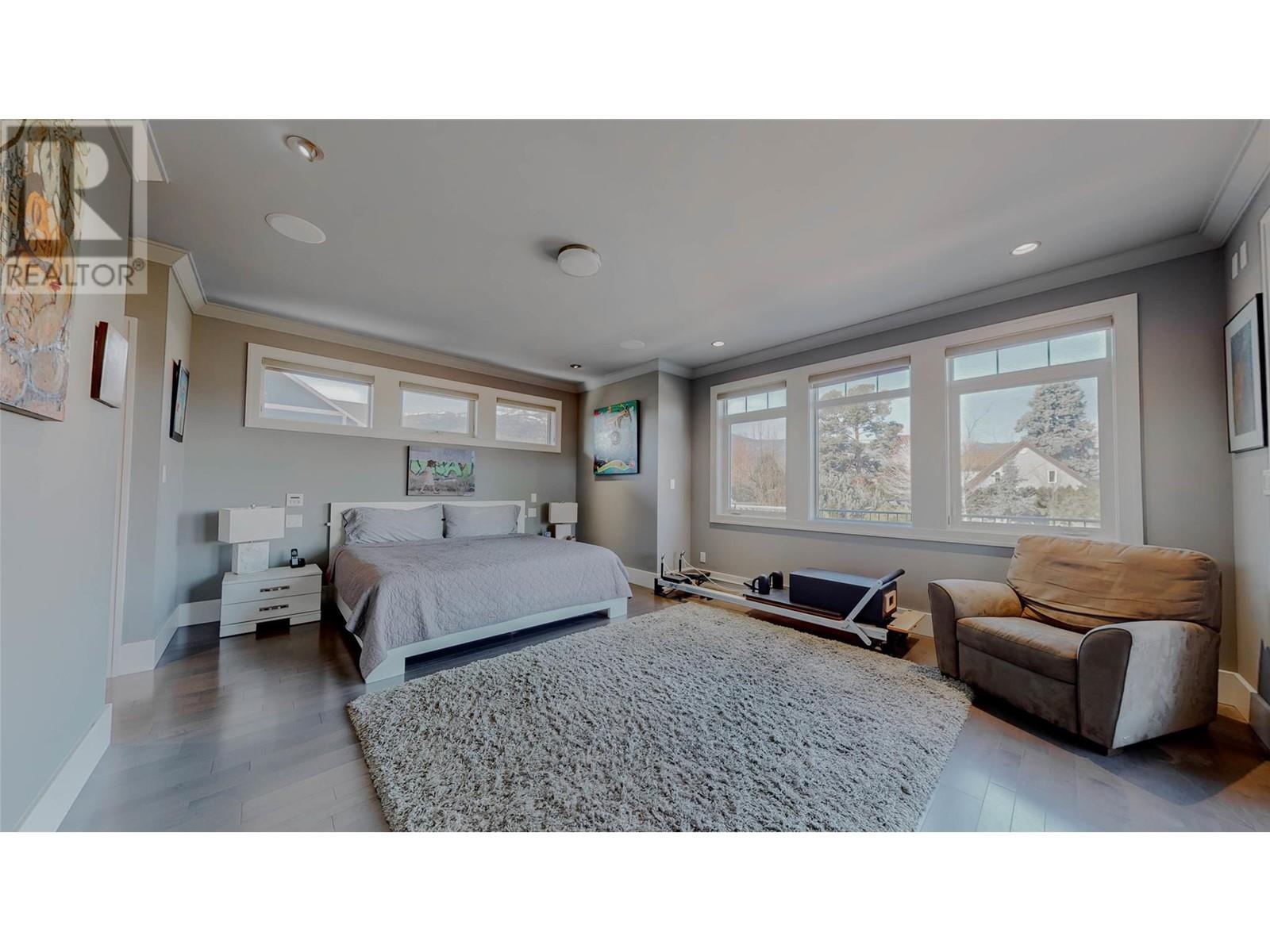 5642 Yarrow Street, Oliver