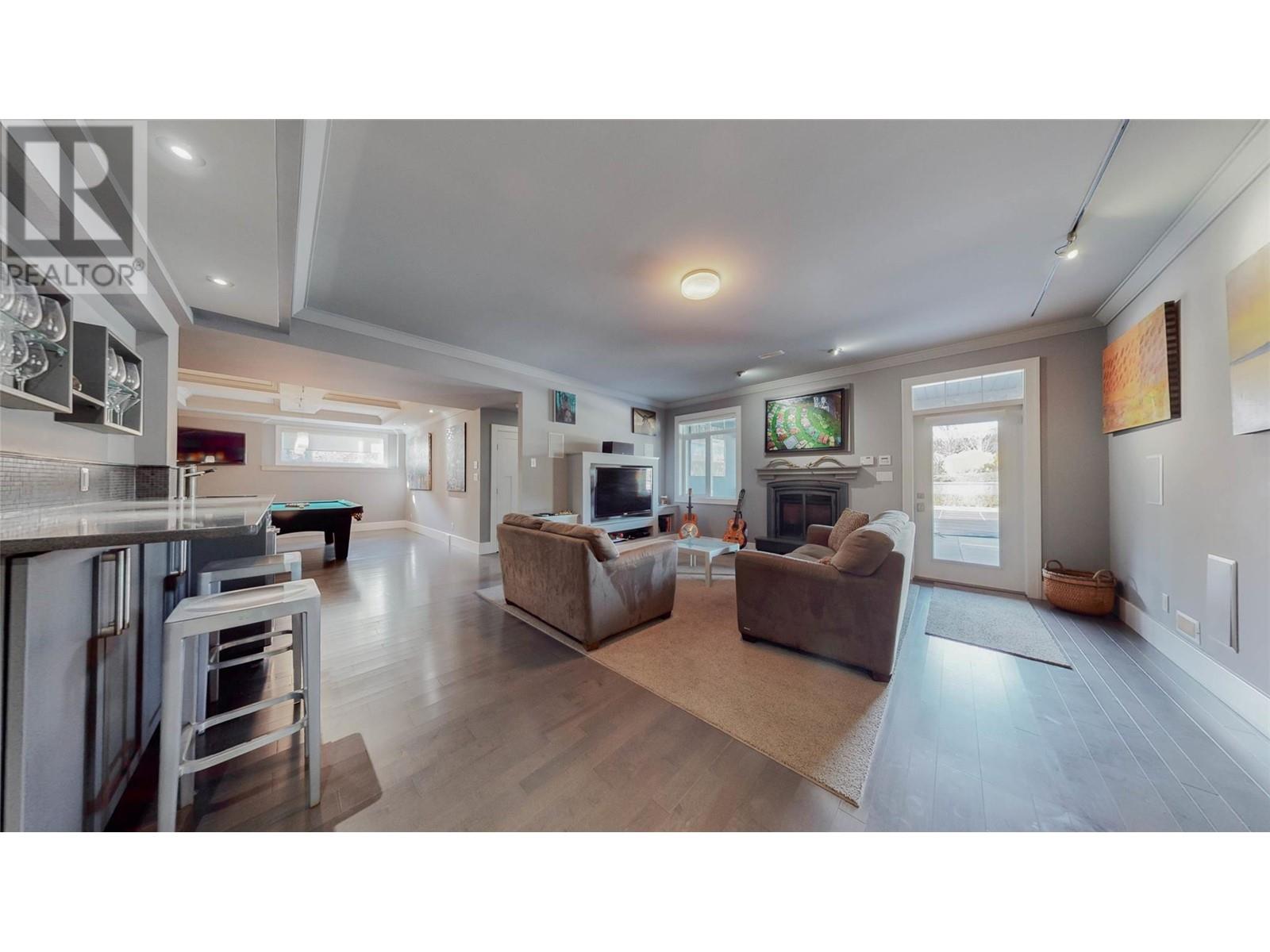 5642 Yarrow Street, Oliver