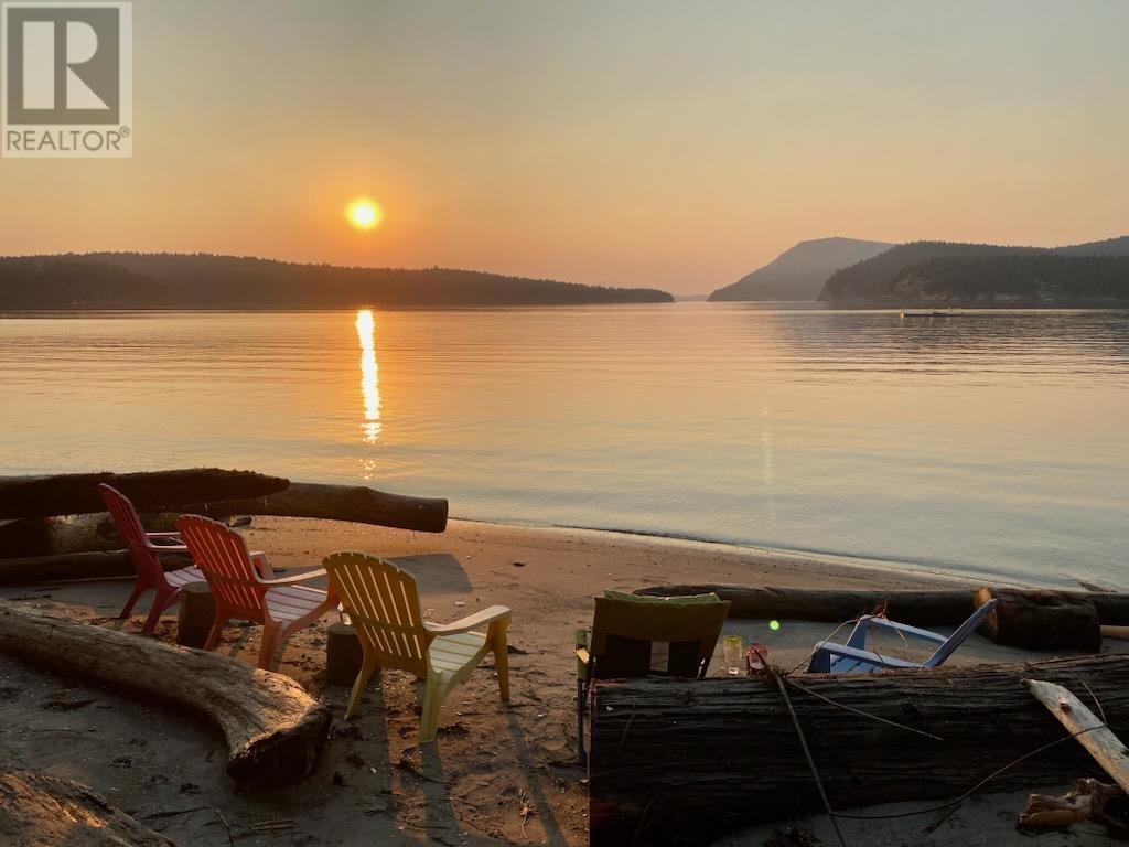 348 GEORGINA POINT ROAD, Mayne Island