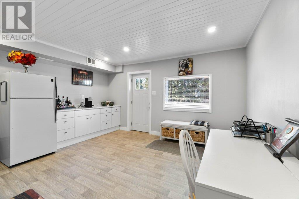  1171 15 Street Southeast, Salmon Arm