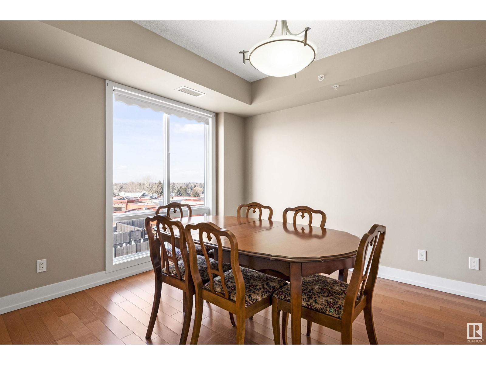 Photo 15 of 603 6608 28 Av Nw Nw, Edmonton AB