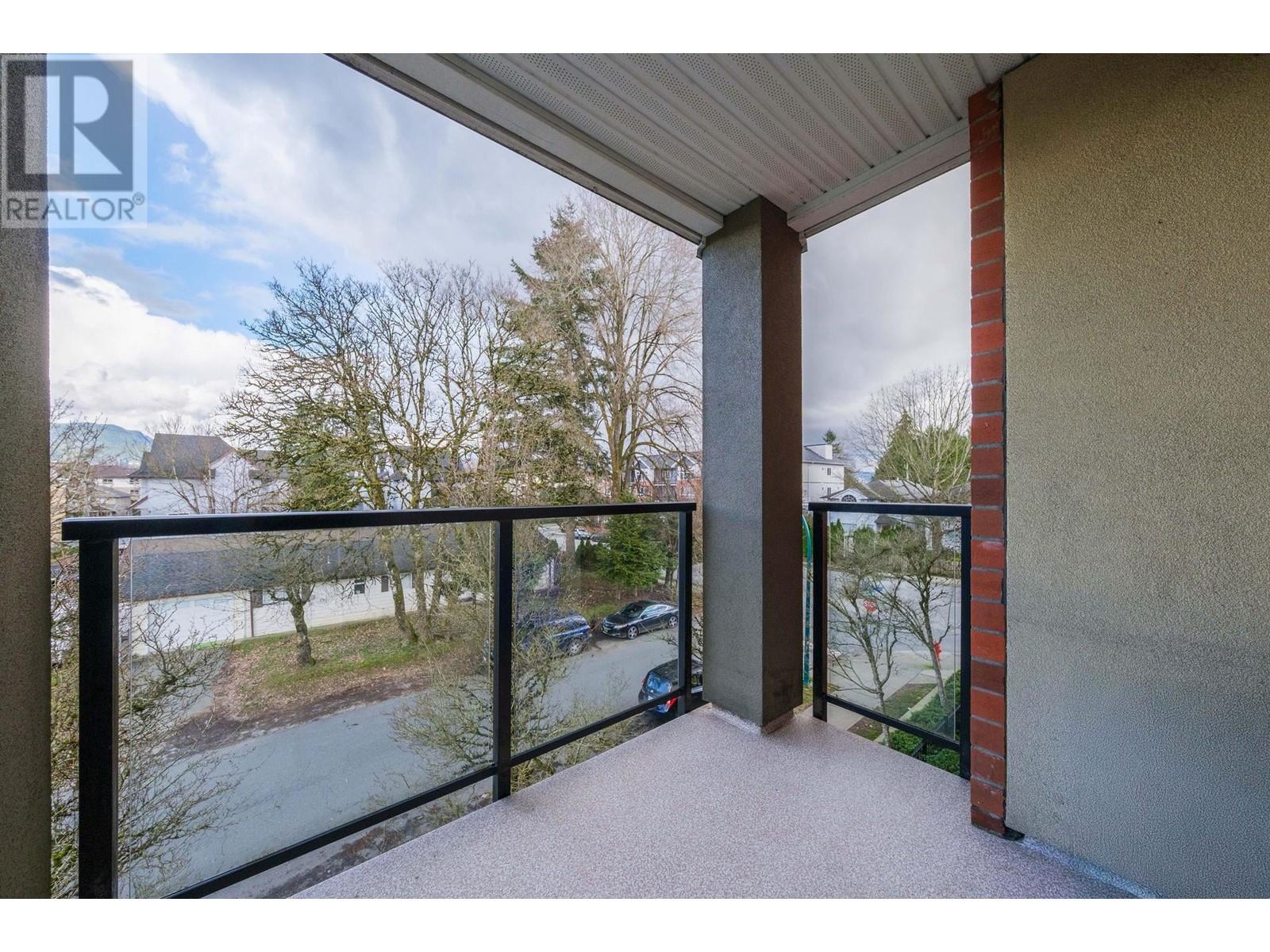Photo 17 of 306 2191 Shaughnessy Street, Port Coquitlam BC