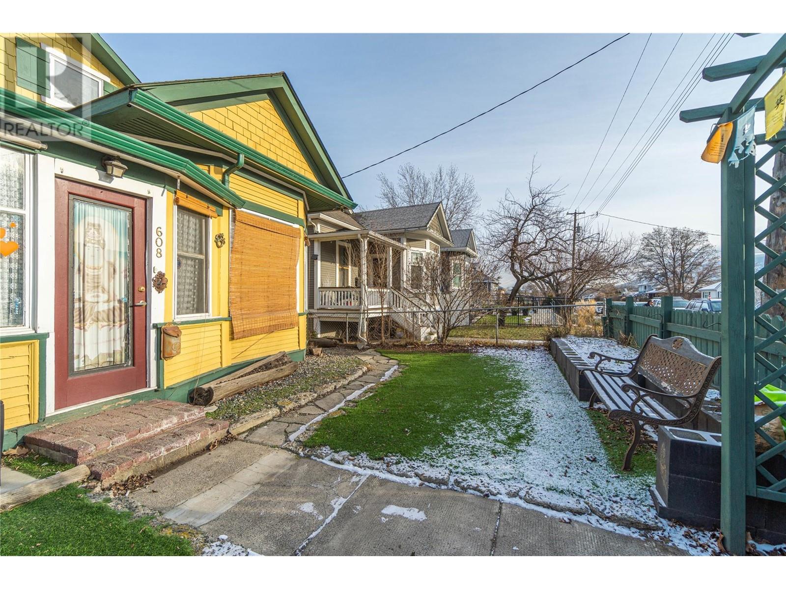 Photo 11 of 608 St Paul Street, Kamloops BC