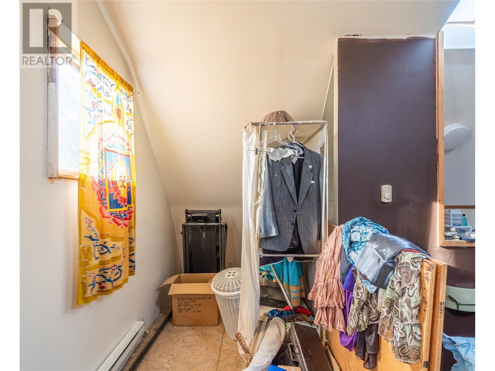 Photo 5 of 608 St Paul Street, Kamloops BC