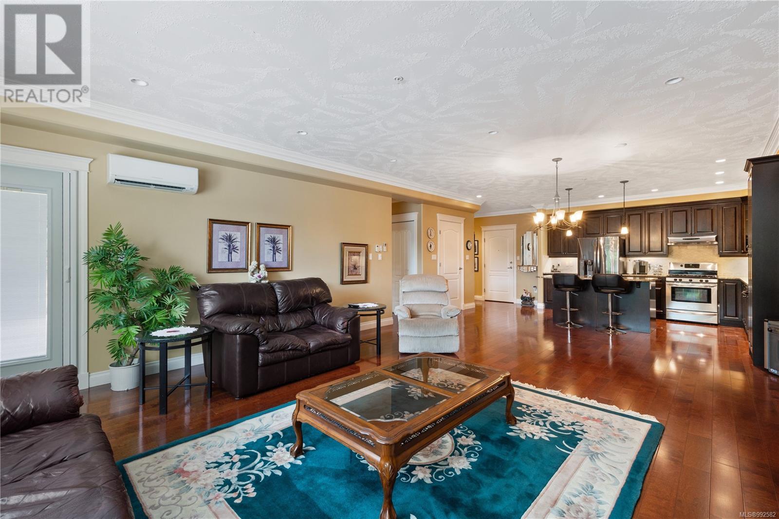 415 3666 Royal Vista Way, Courtenay real estate listing 992582