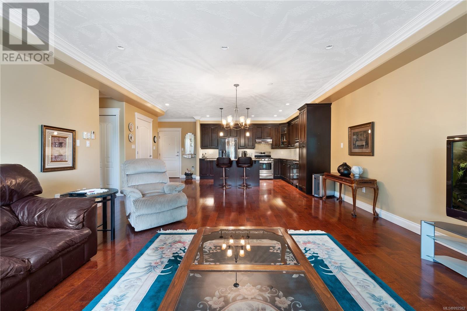 415 3666 Royal Vista Way, Courtenay real estate listing 992582