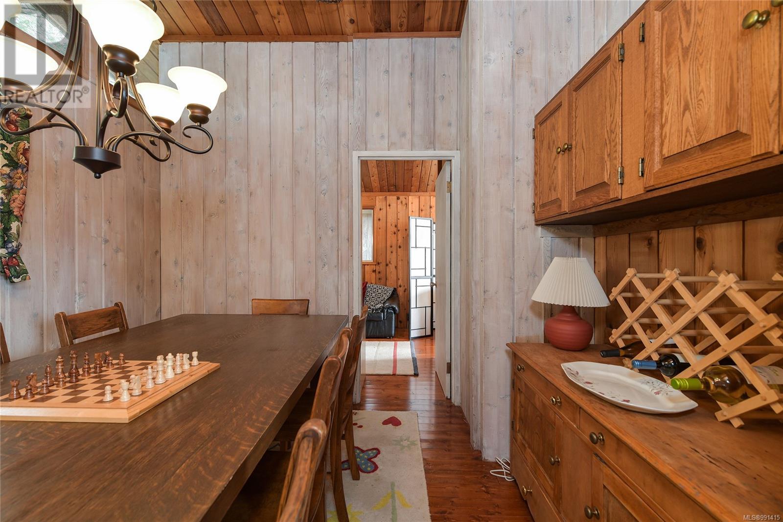  524 Bay Turnabout, Mayne Island