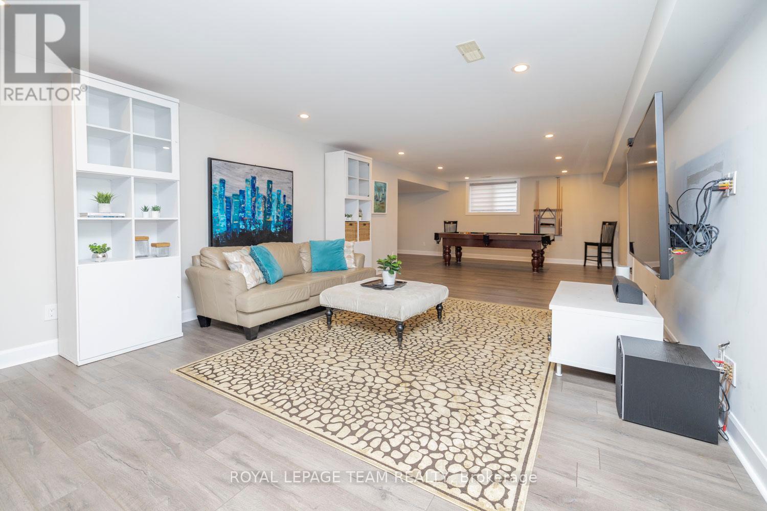 Photo 32 of 213 Cabrelle Place, Ottawa ON