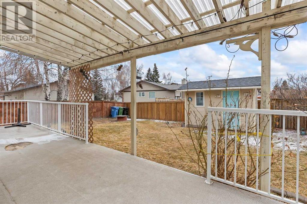 Single Family House for Sale in  Millrise Drive SW Millrise Calgary 