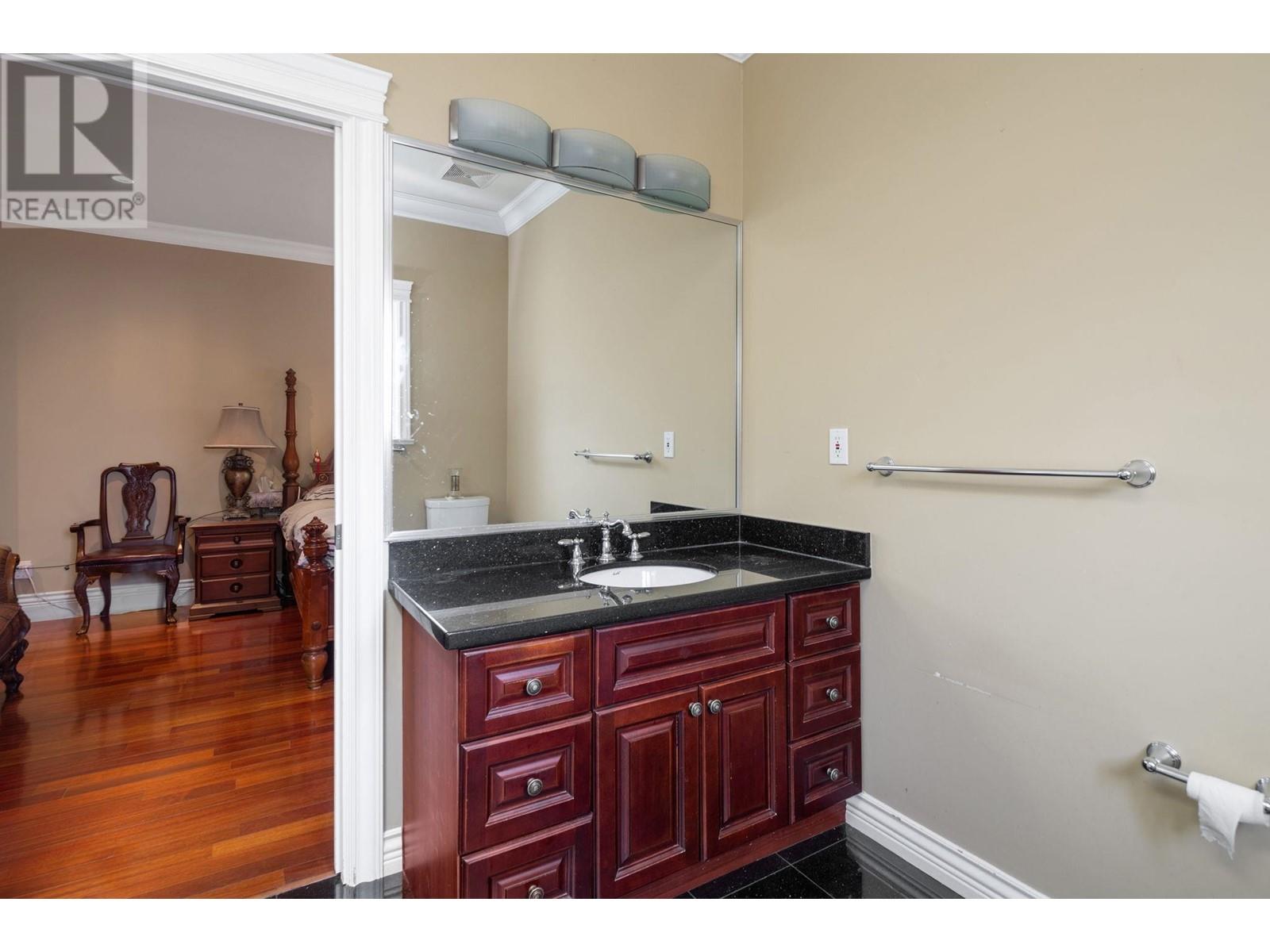 8111 GILBERT Road, Richmond