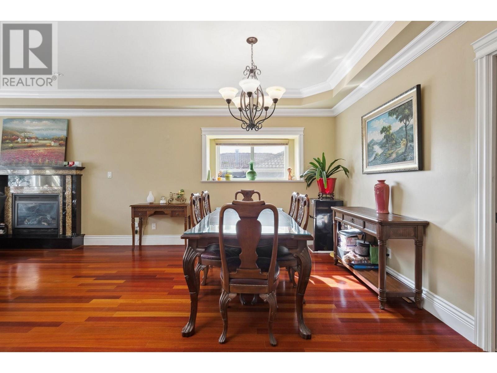 8111 GILBERT Road, Richmond