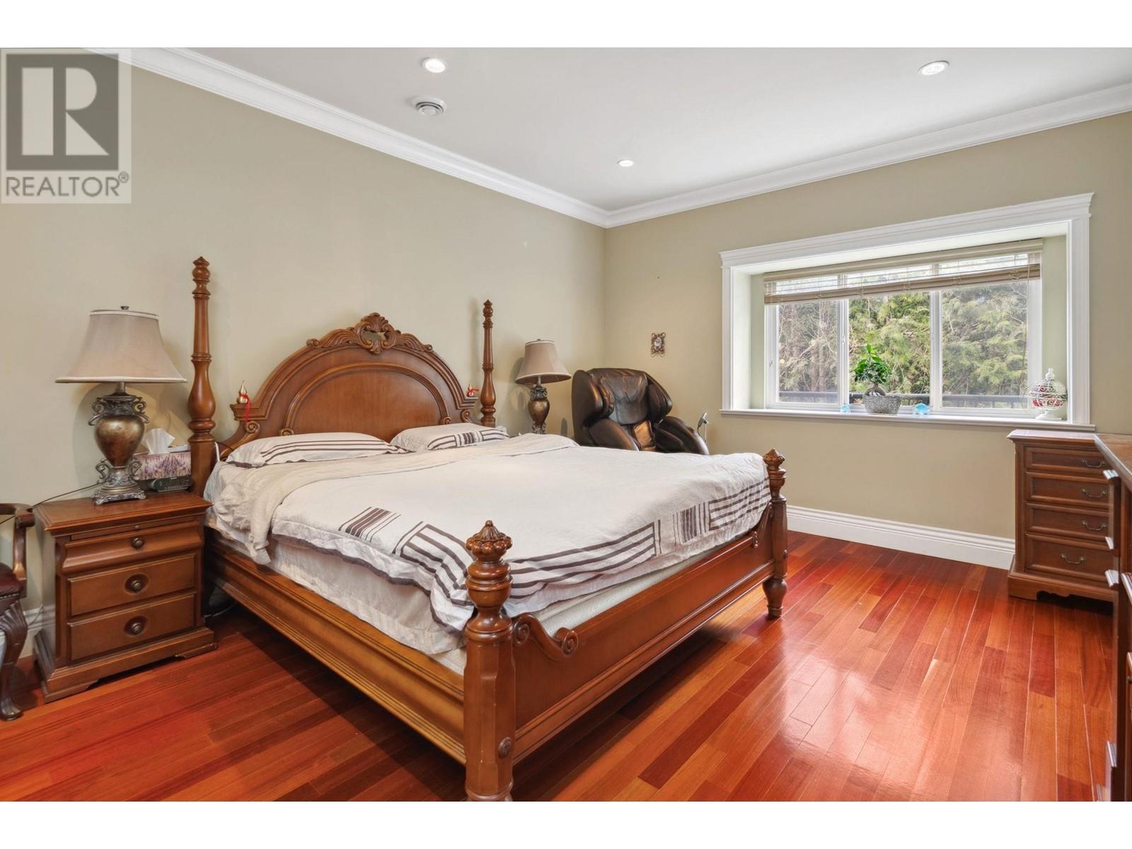 8111 GILBERT Road, Richmond