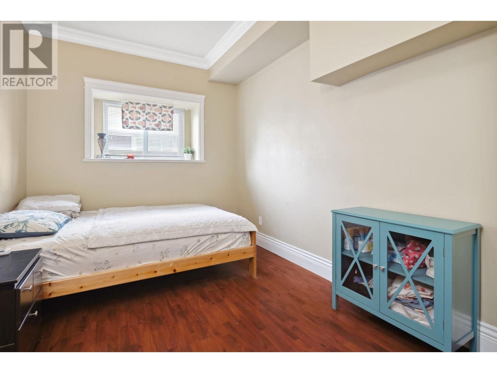 8111 GILBERT Road, Richmond