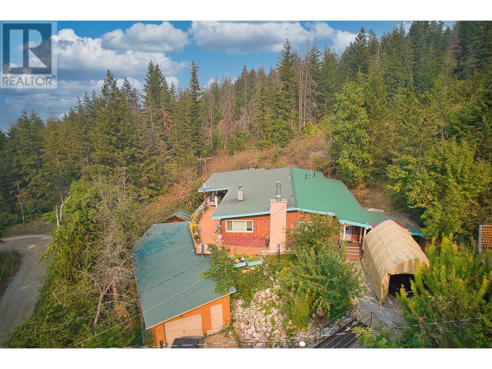 Photo 1 of 3096 Lindberg Road, Sorrento BC