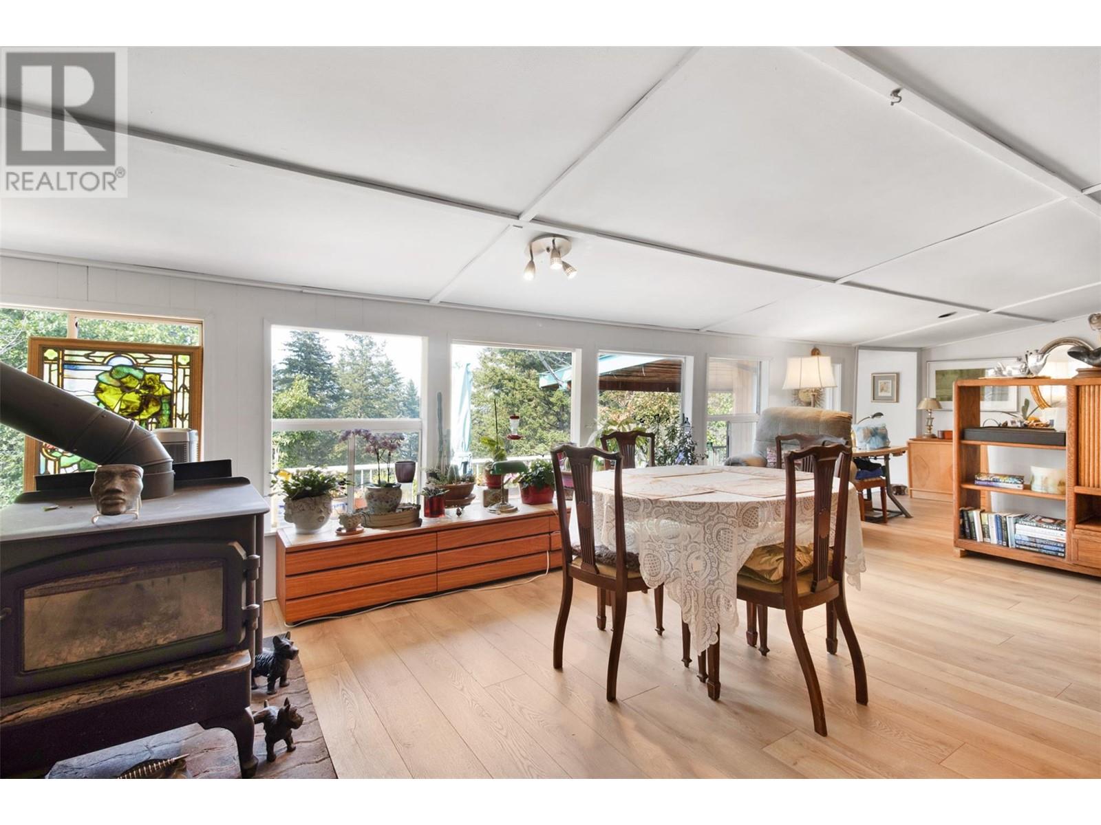 Photo 36 of 3096 Lindberg Road, Sorrento BC