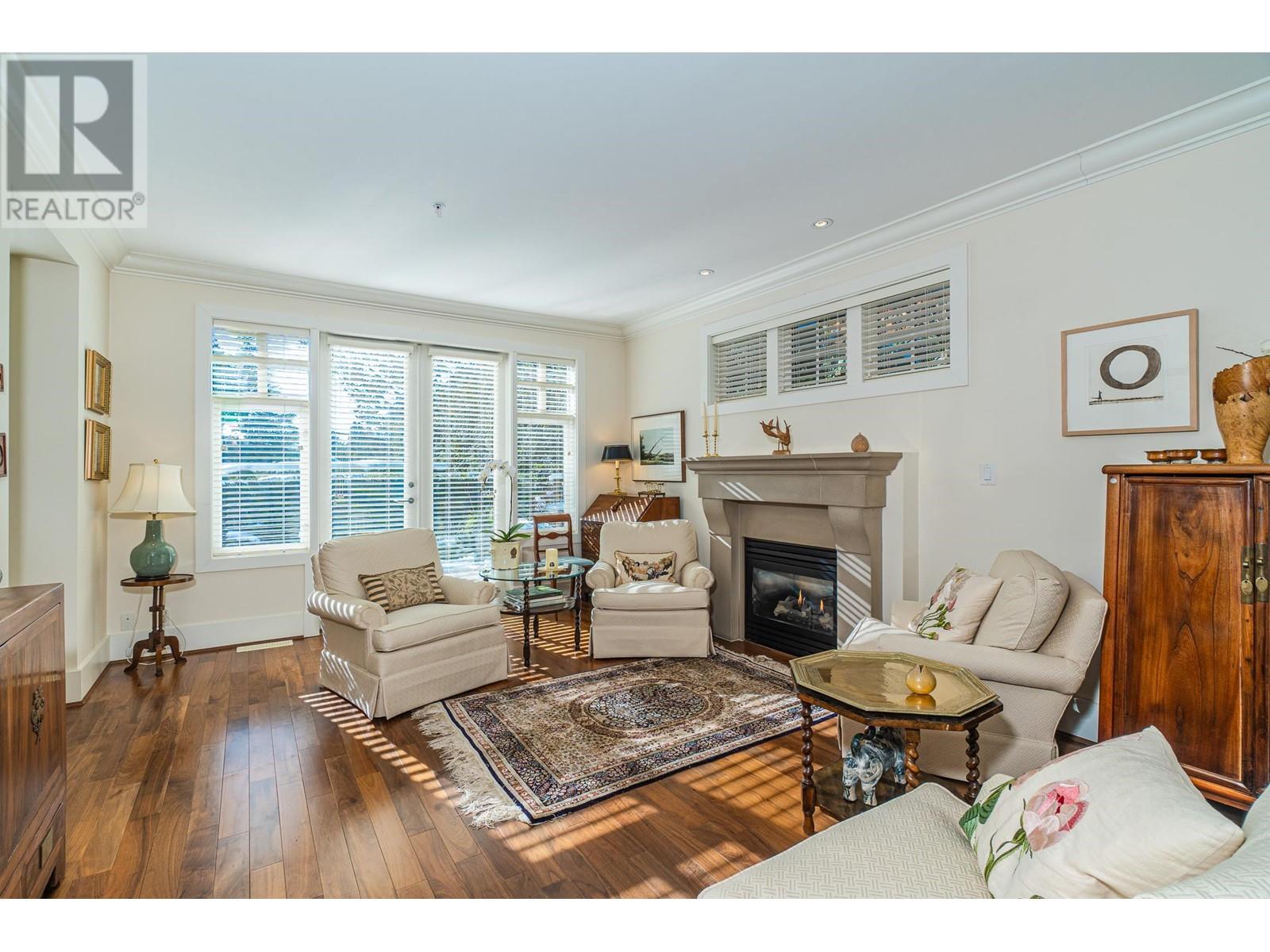 2129 GORDON AVENUE, West Vancouver