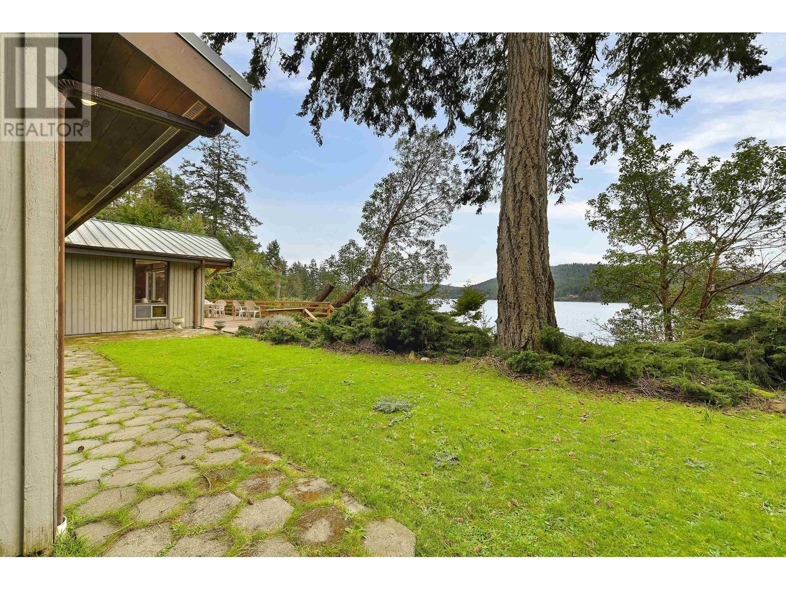 524 BAY TURNABOUT, Mayne Island