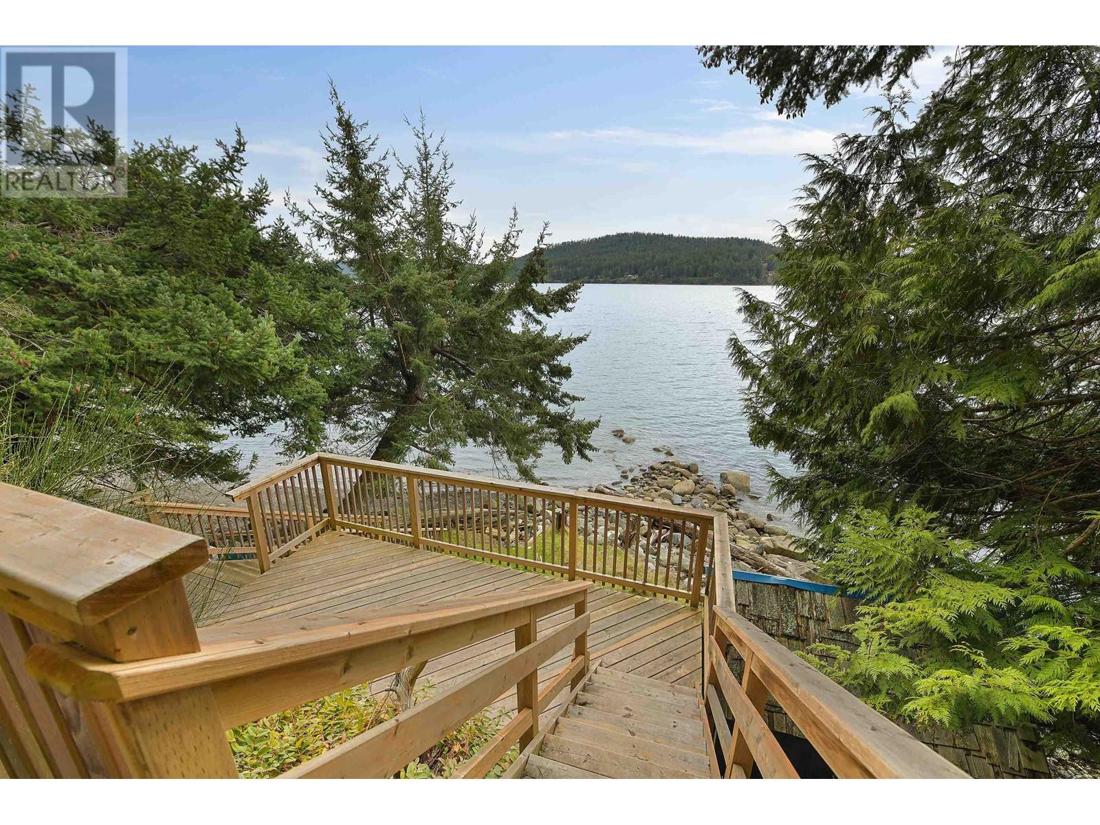 524 BAY TURNABOUT, Mayne Island
