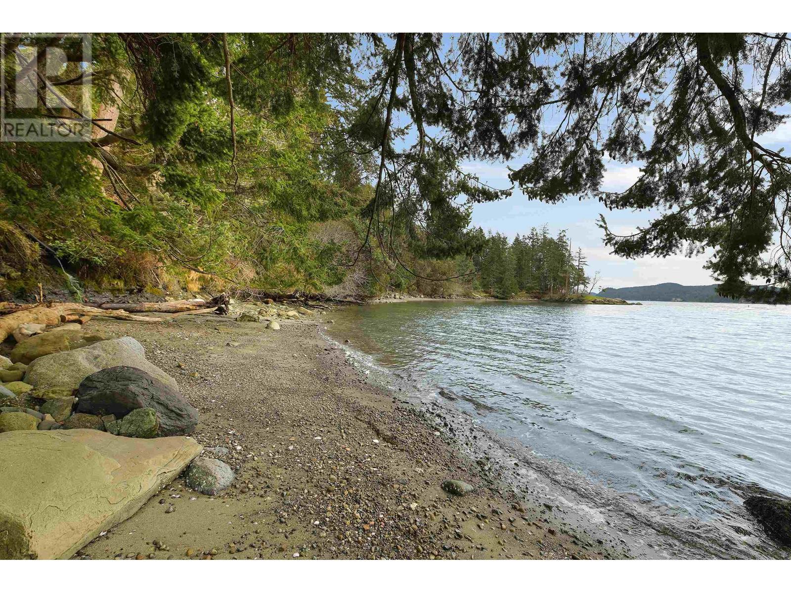 524 BAY TURNABOUT, Mayne Island