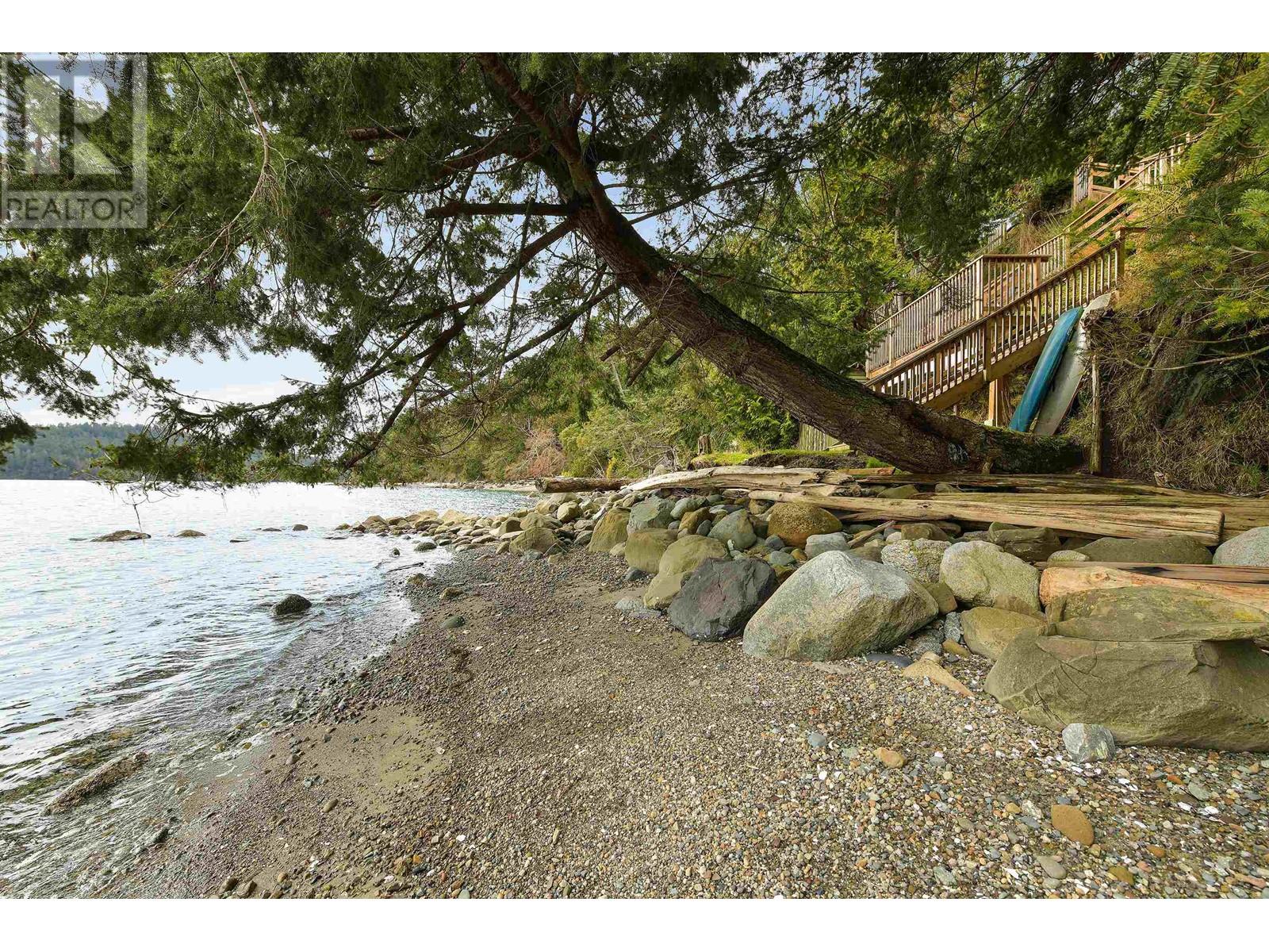 524 BAY TURNABOUT, Mayne Island