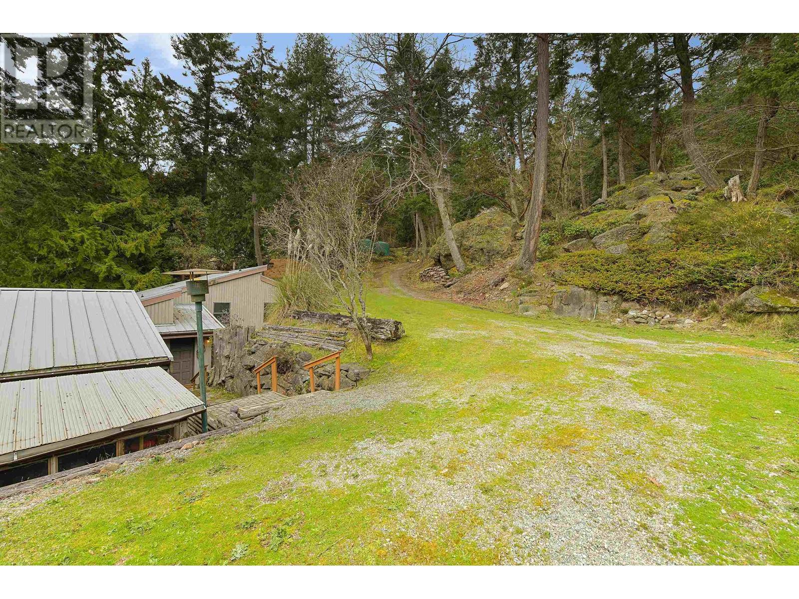 524 BAY TURNABOUT, Mayne Island