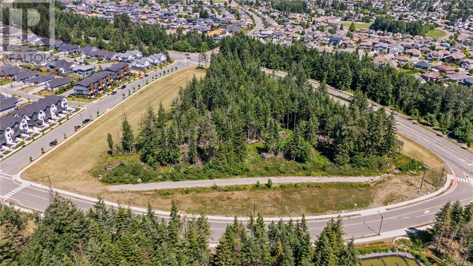 755 Salmonberry St, Campbell River real estate listing 992604