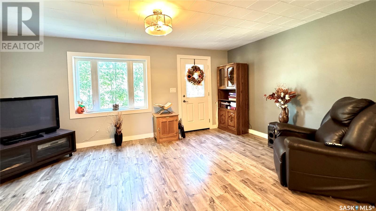 Photo 5 of 204 Grant Street, Davidson SK