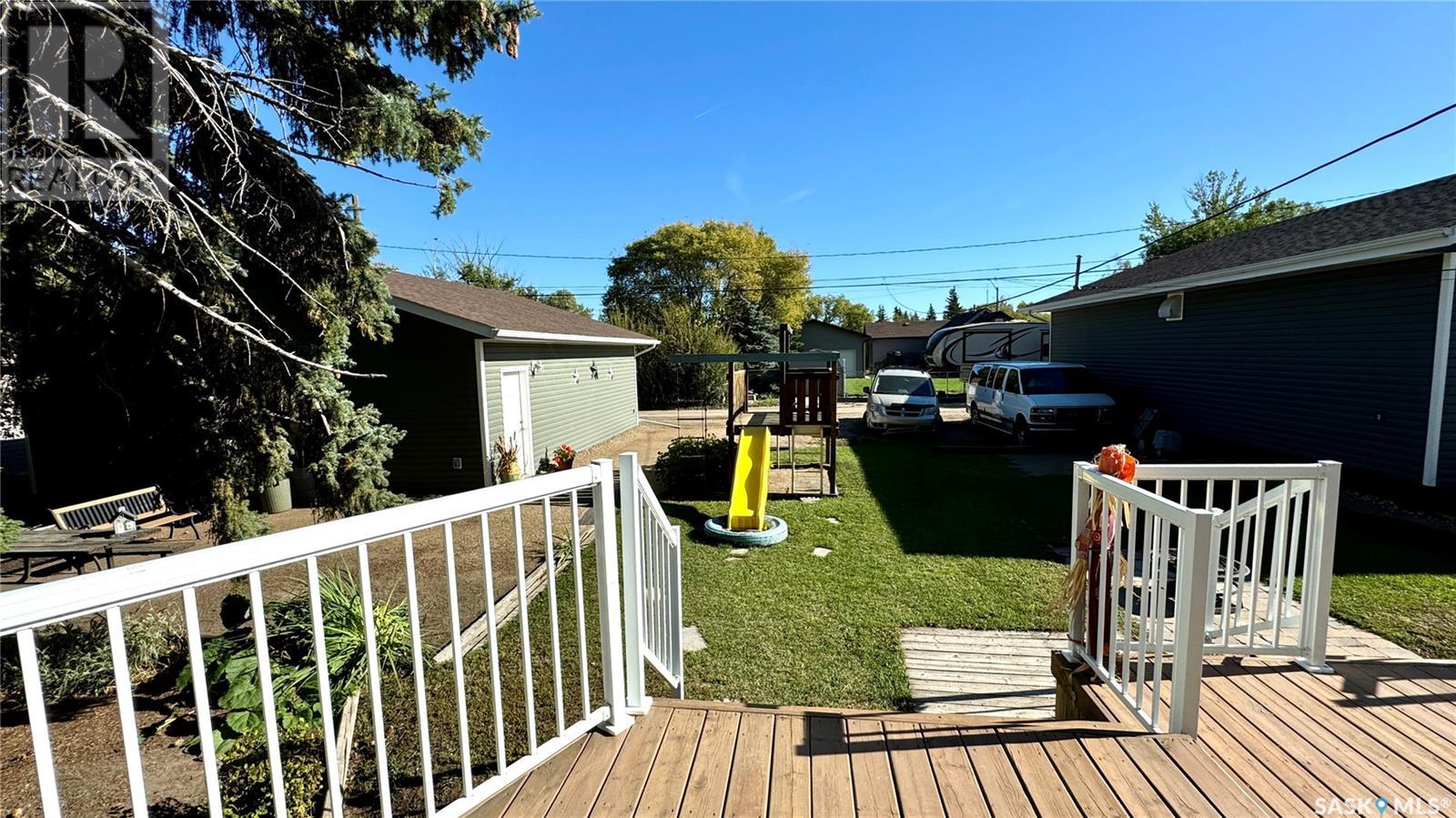 Photo 49 of 204 Grant Street, Davidson SK