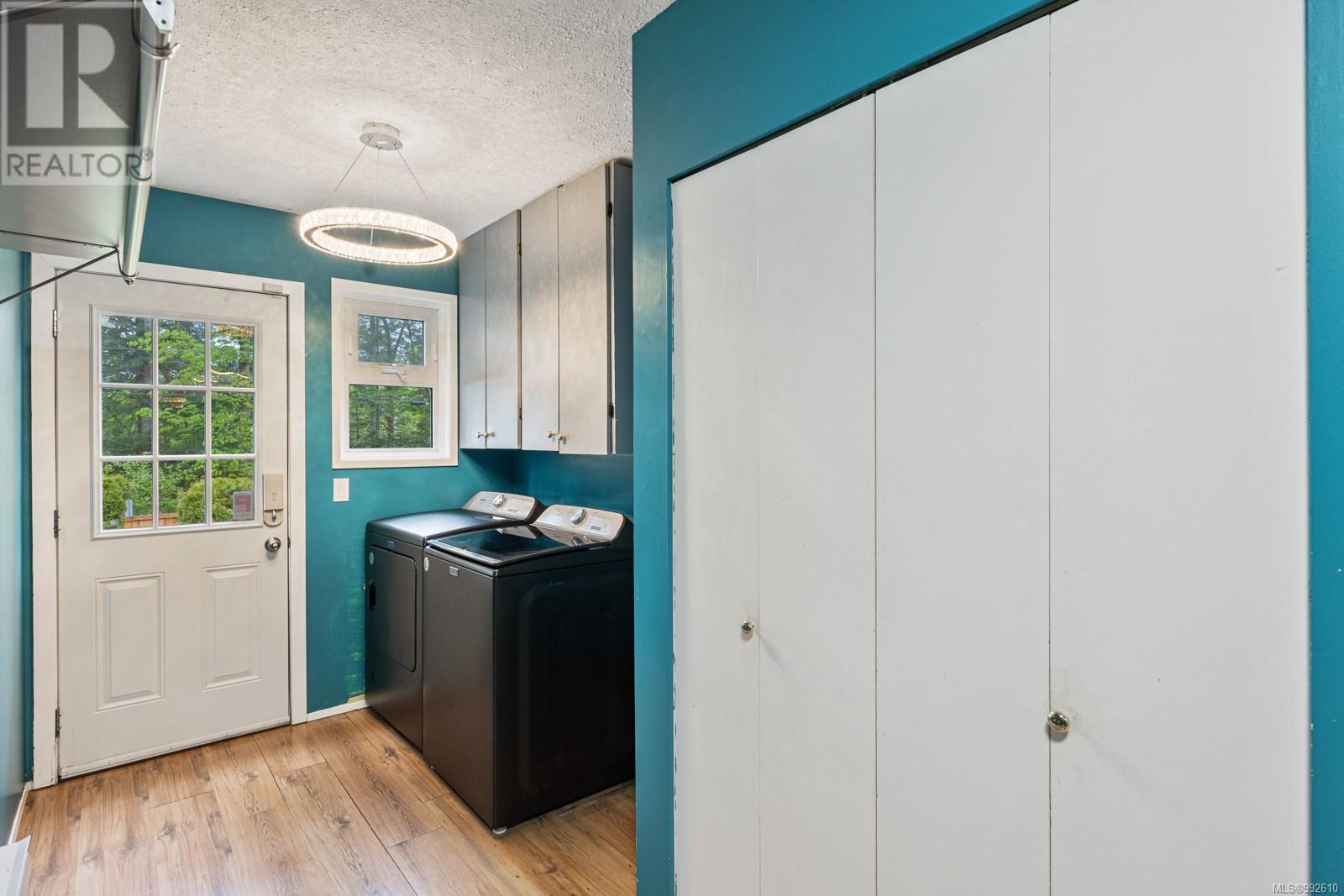 2325 Strathcona Cres, Comox