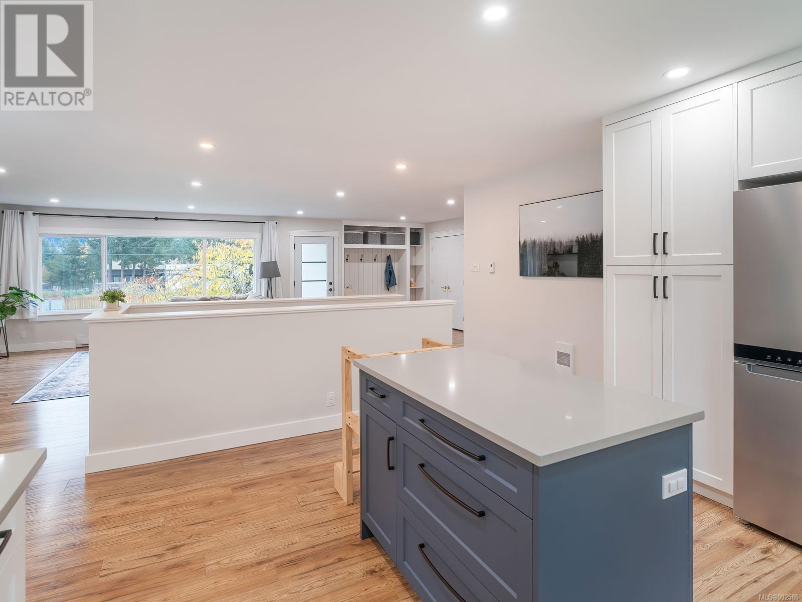 3513 Hallberg Rd, Nanaimo real estate listing 992586