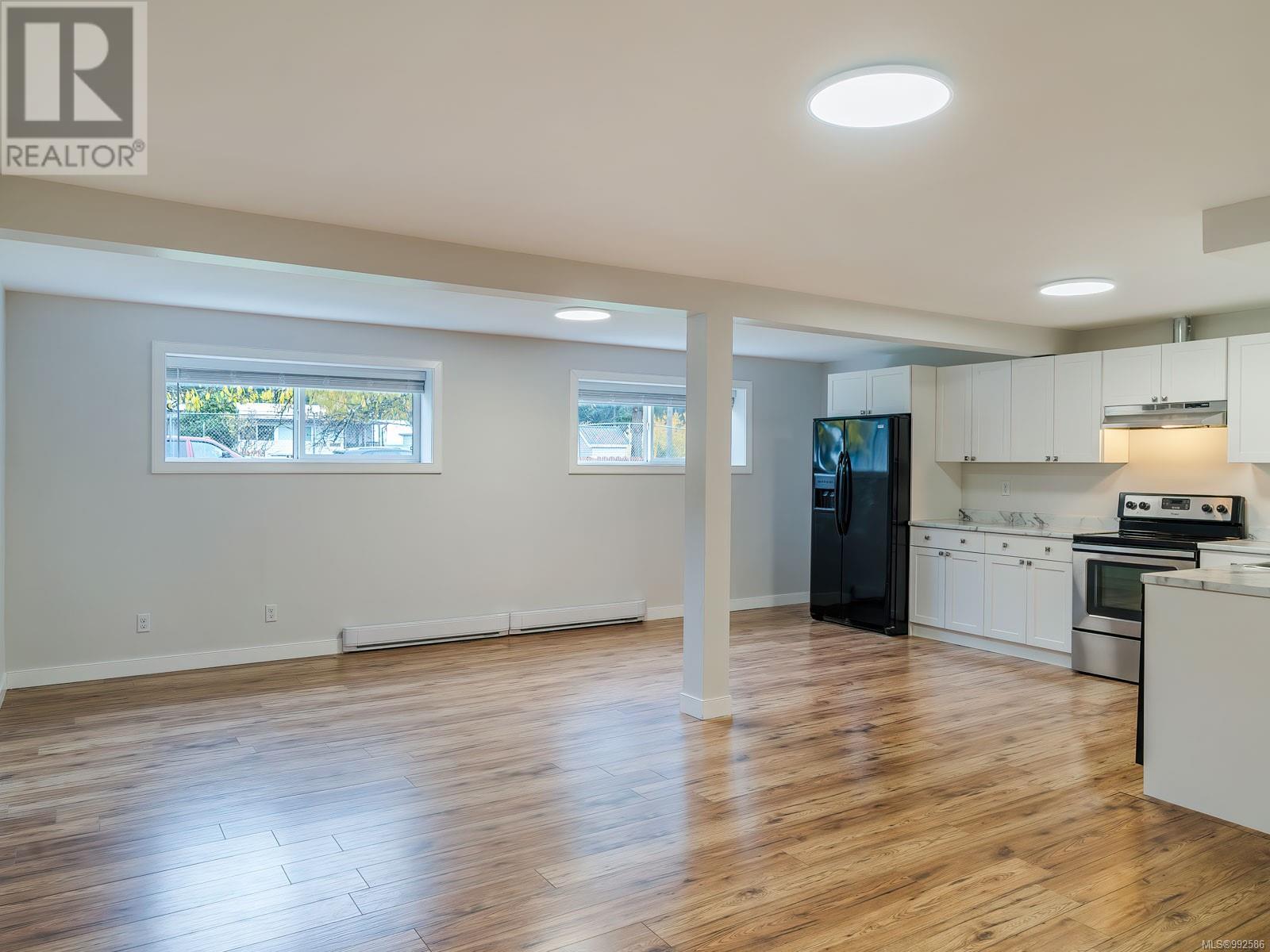 3513 Hallberg Rd, Nanaimo real estate listing 992586