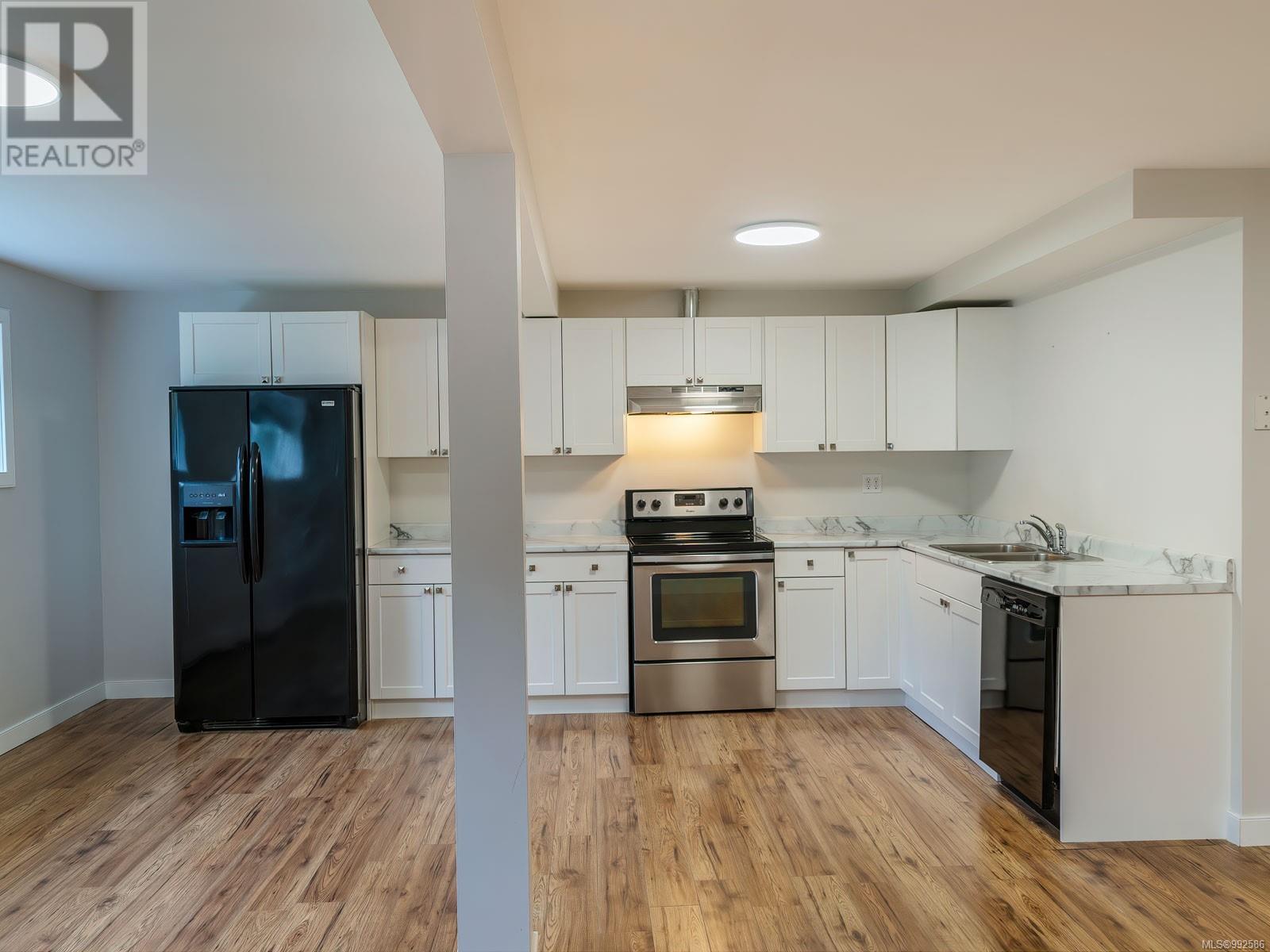 3513 Hallberg Rd, Nanaimo real estate listing 992586