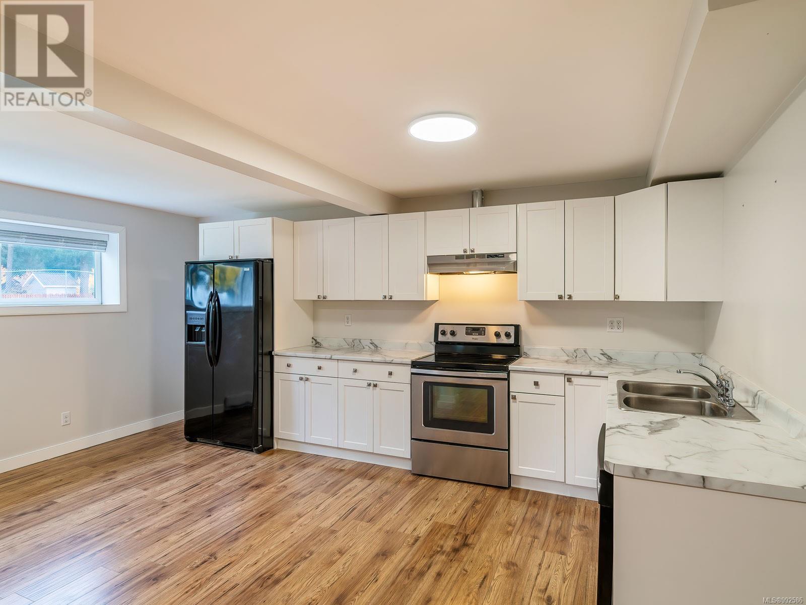 3513 Hallberg Rd, Nanaimo real estate listing 992586
