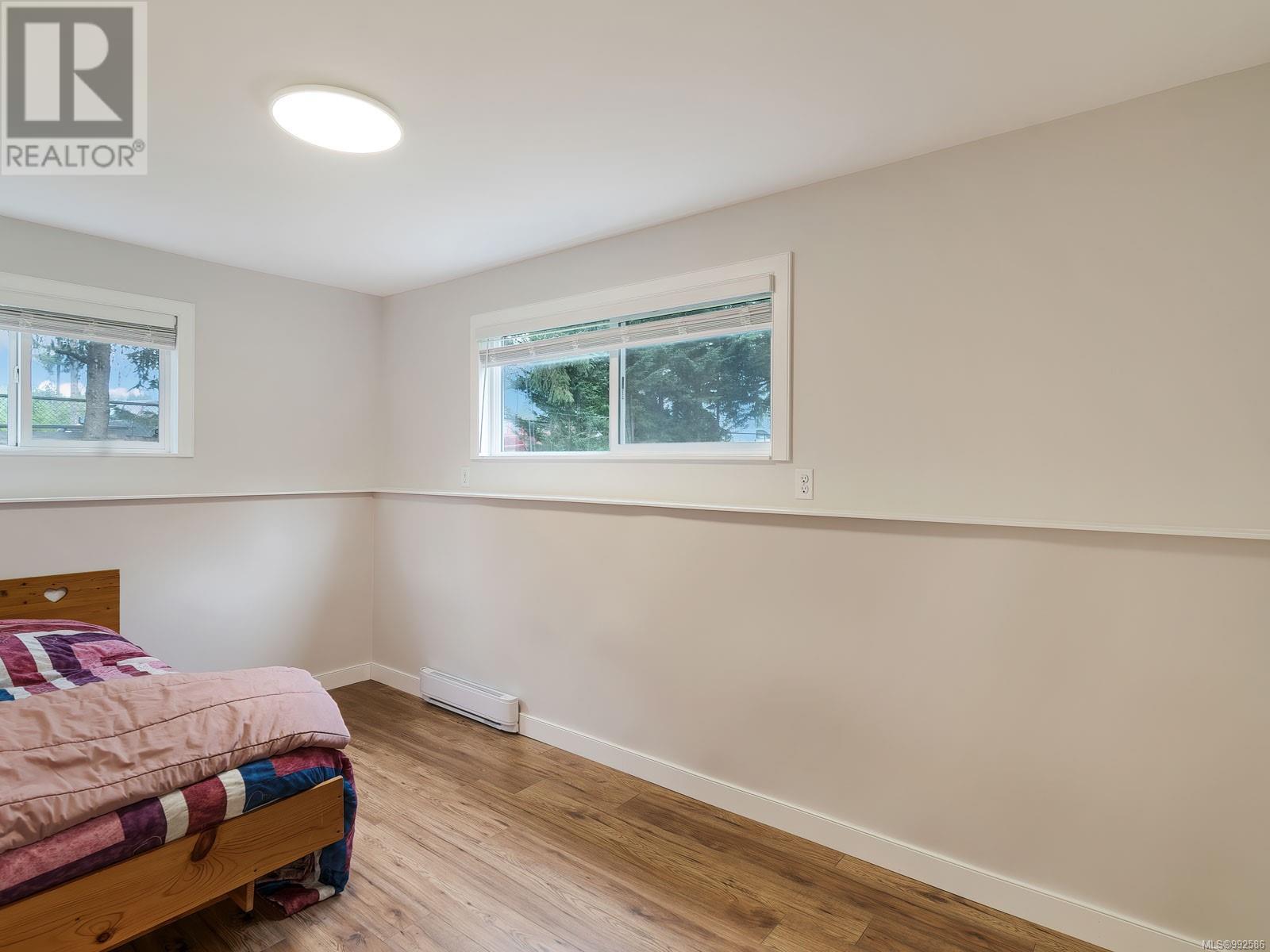 3513 Hallberg Rd, Nanaimo real estate listing 992586