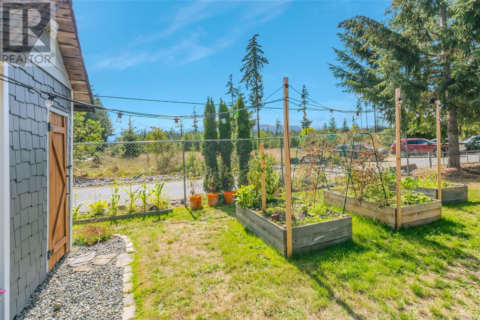 3513 Hallberg Rd, Nanaimo real estate listing 992586