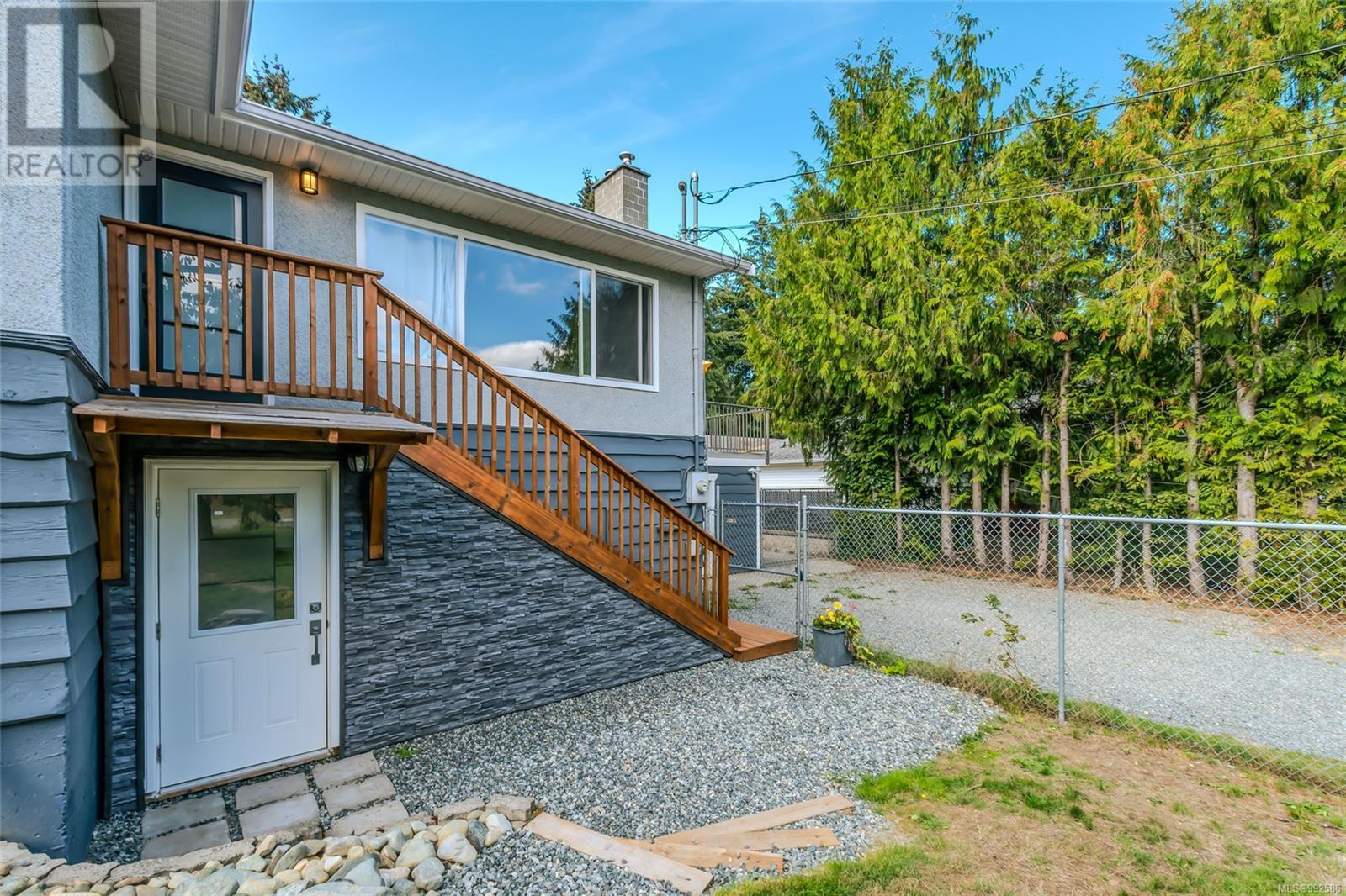 3513 Hallberg Rd, Nanaimo real estate listing 992586