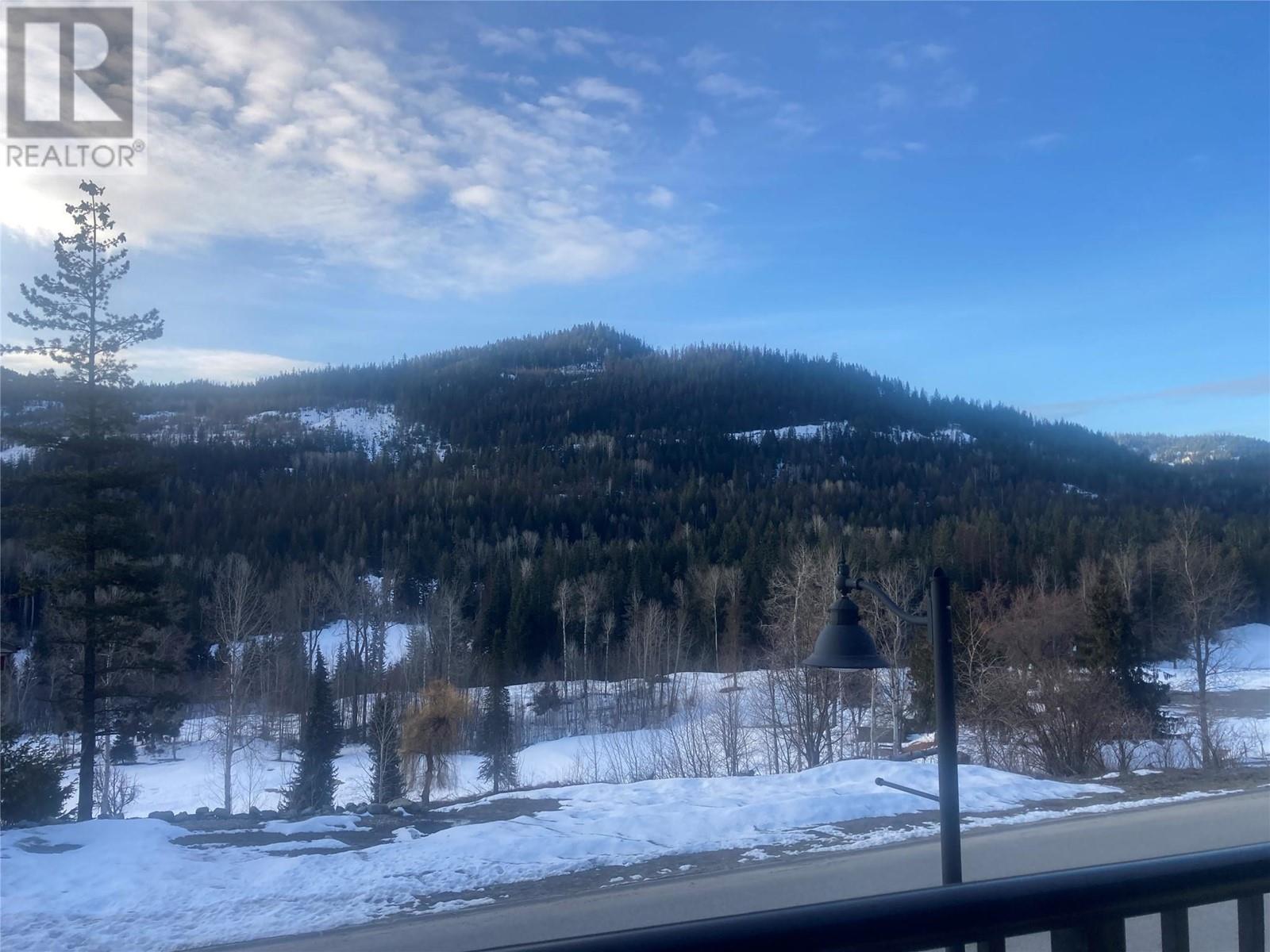 960 REDSTONE Drive, Rossland