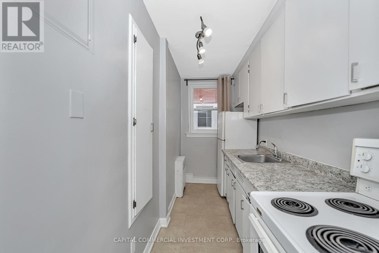 Photo 14 of 155 Marquette Avenue, Ottawa ON