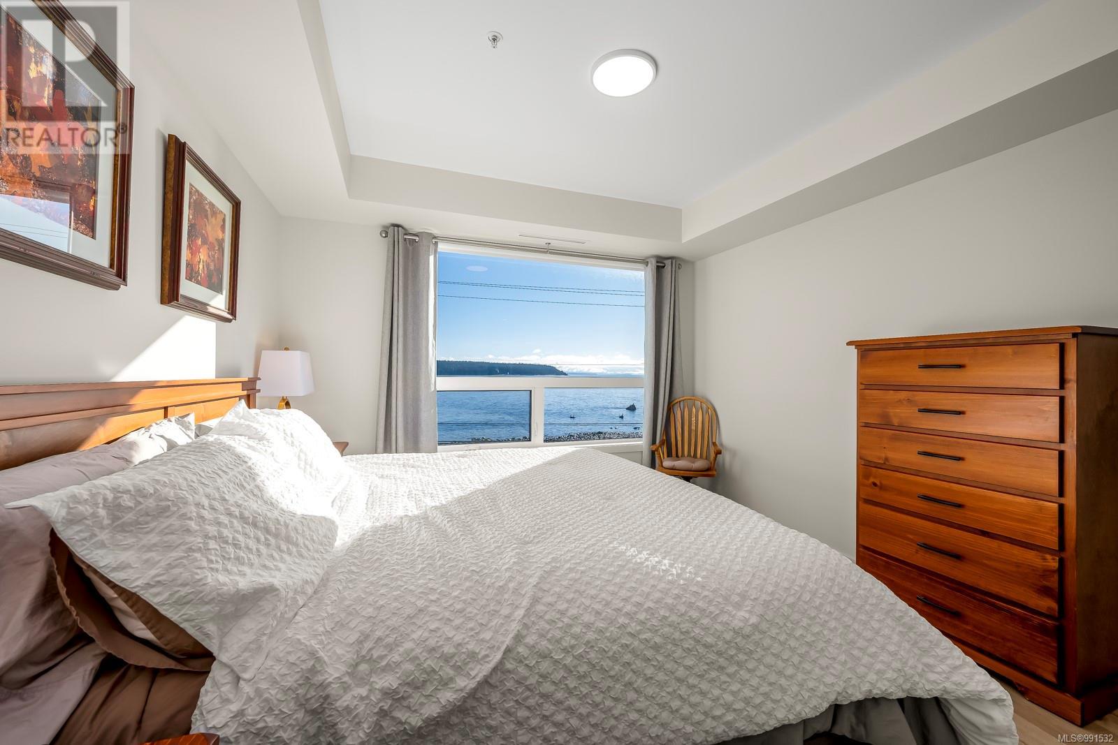 301 536 ISLAND Hwy, Campbell River real estate listing 991532