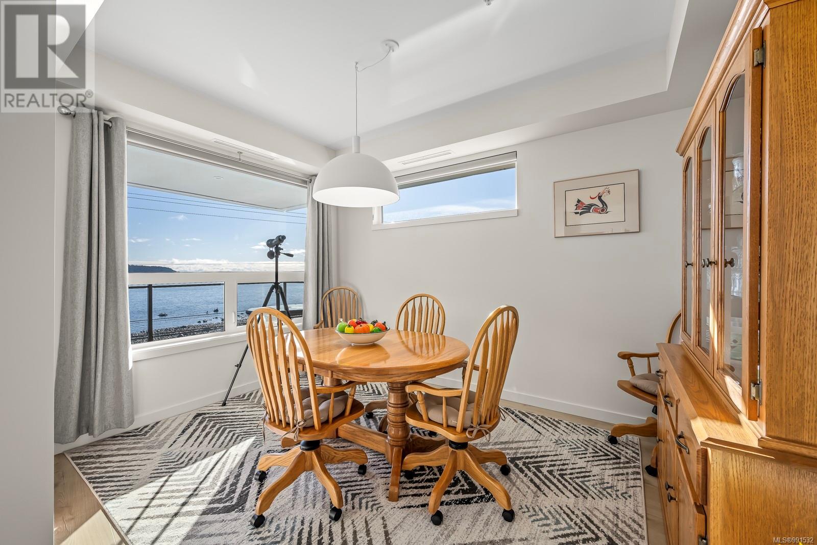 301 536 ISLAND Hwy, Campbell River real estate listing 991532