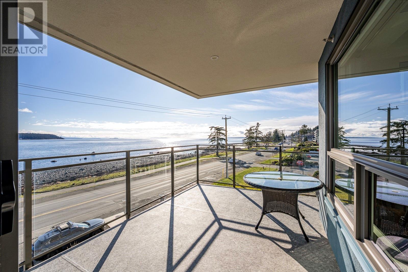 301 536 ISLAND Hwy, Campbell River real estate listing 991532