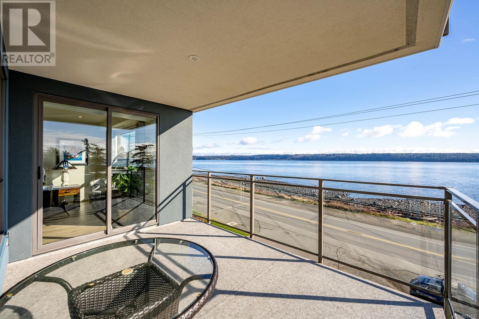301 536 ISLAND Hwy, Campbell River real estate listing 991532