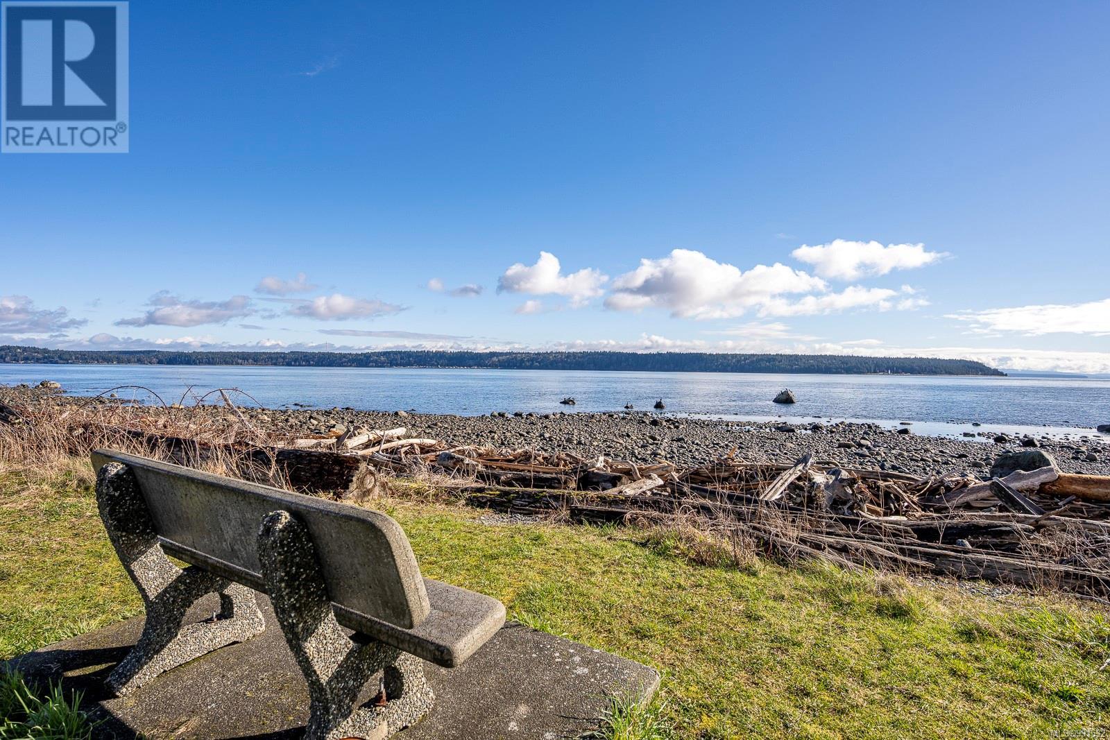 301 536 ISLAND Hwy, Campbell River real estate listing 991532
