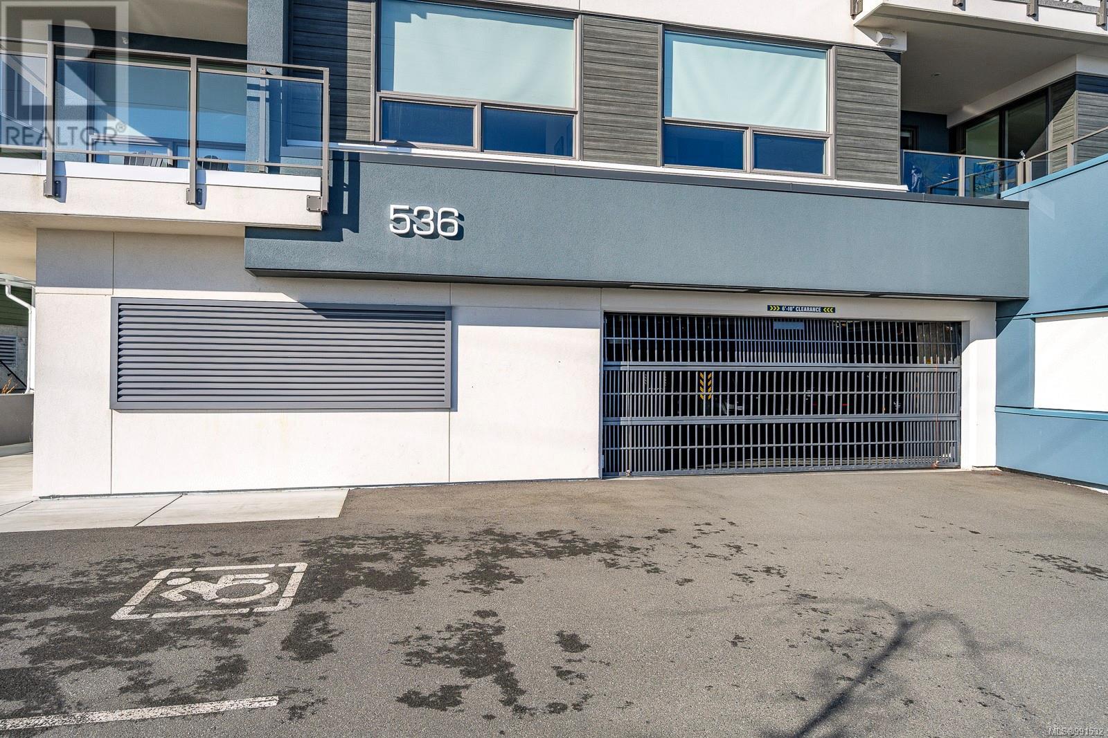 301 536 ISLAND Hwy, Campbell River real estate listing 991532